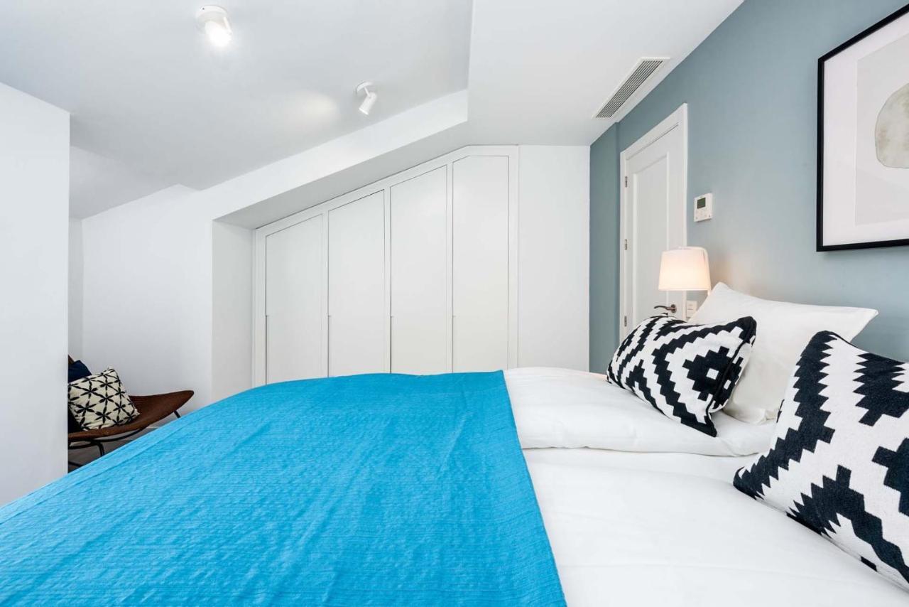 Merced Suites In Malaga By Solaga Holiday Homes Экстерьер фото