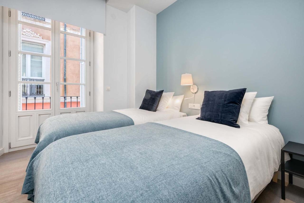 Merced Suites In Malaga By Solaga Holiday Homes Экстерьер фото