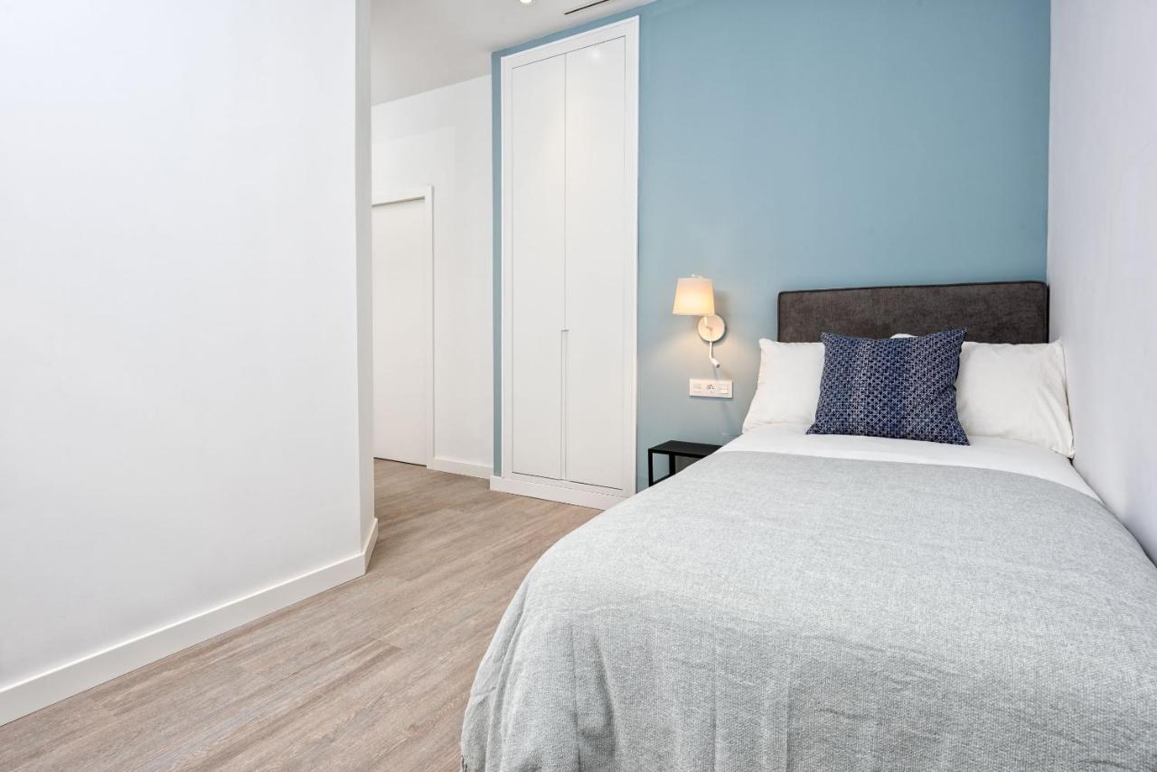 Merced Suites In Malaga By Solaga Holiday Homes Экстерьер фото