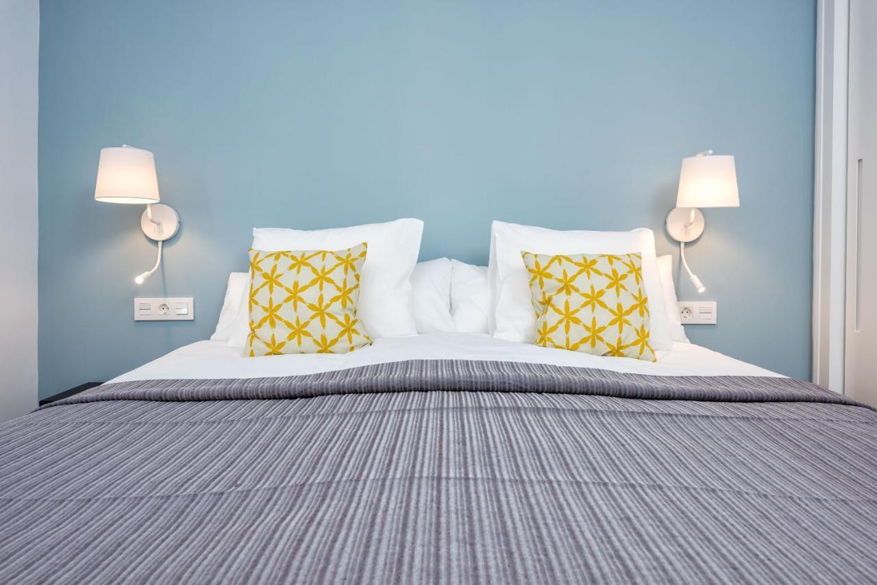 Merced Suites In Malaga By Solaga Holiday Homes Экстерьер фото